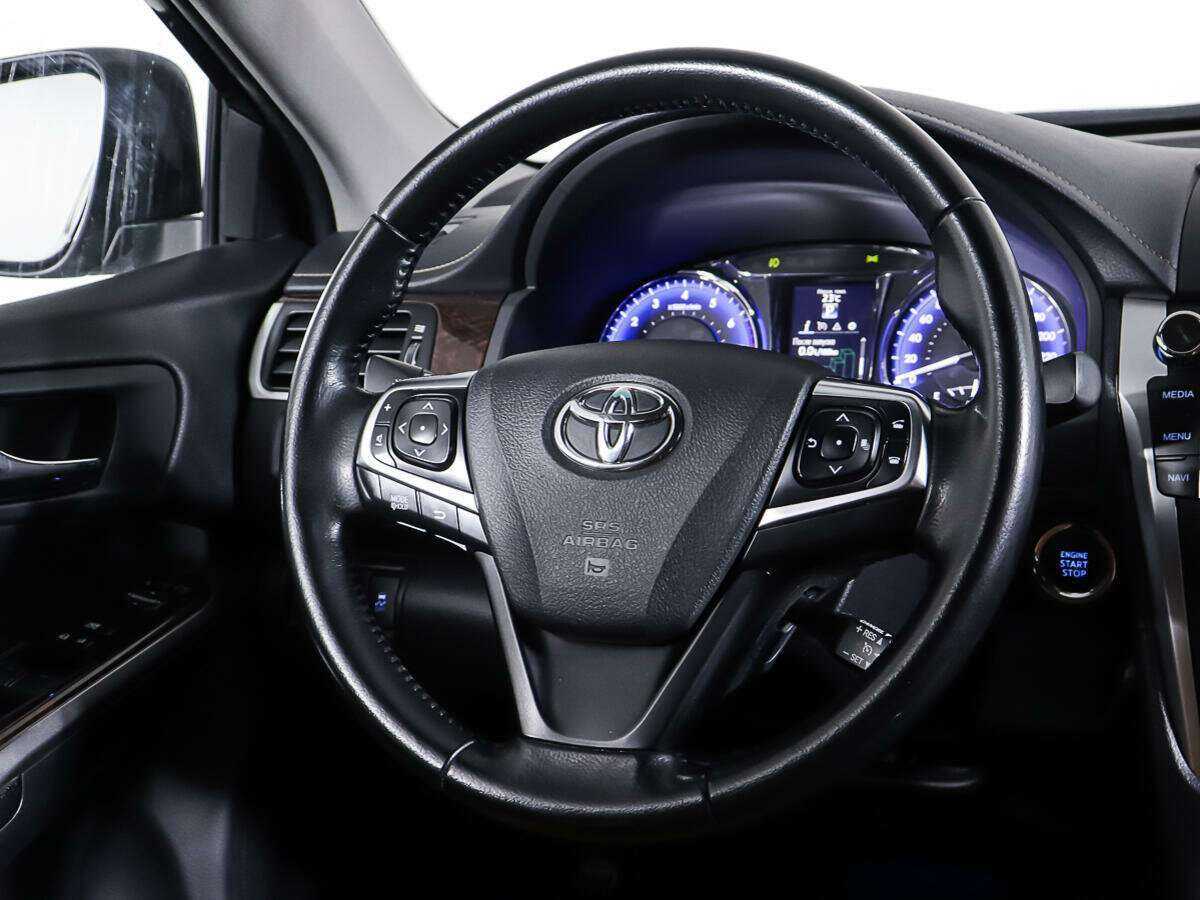 Toyota Camry 2017 года с пробегом. Фото: #15