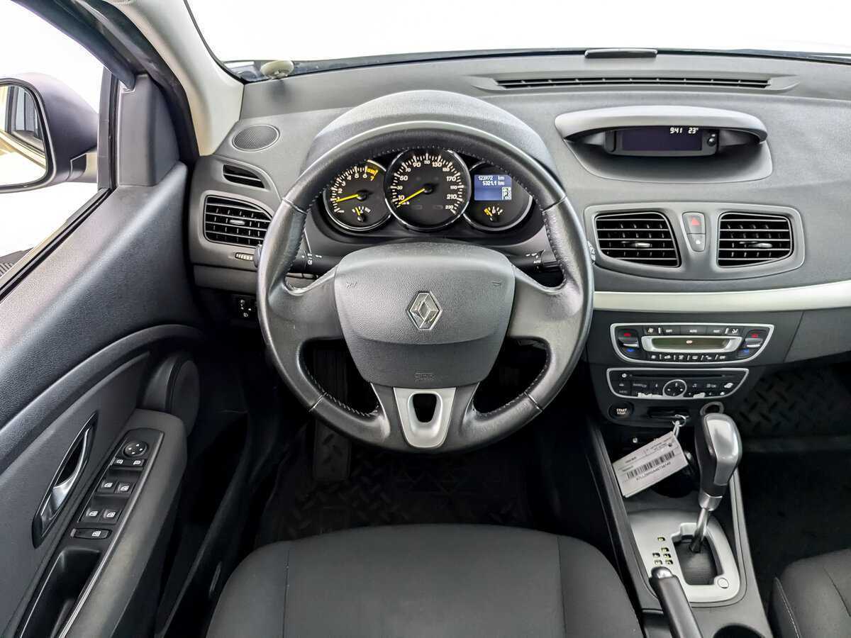 Renault Fluence 2012 года с пробегом. Фото: #16