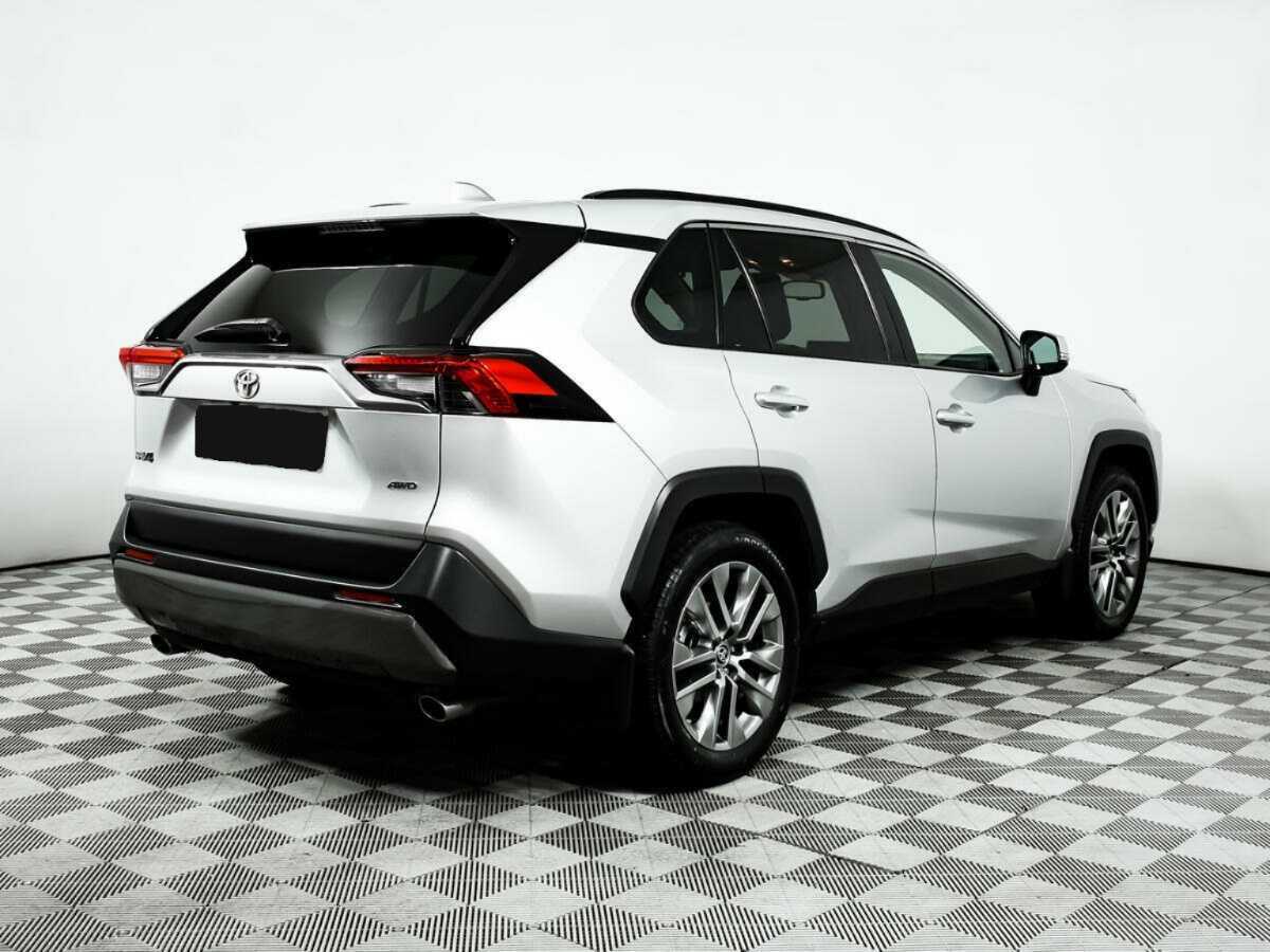 Toyota RAV4 2020 года с пробегом. Фото: #4