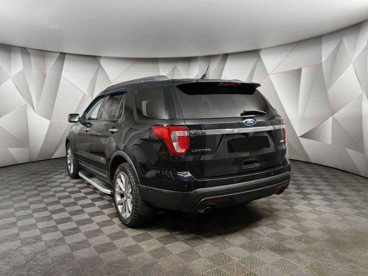 Ford Explorer 2017 года с пробегом. Фото: #3