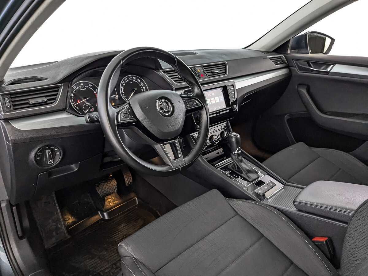 Skoda Superb 2018 года с пробегом. Фото: #10