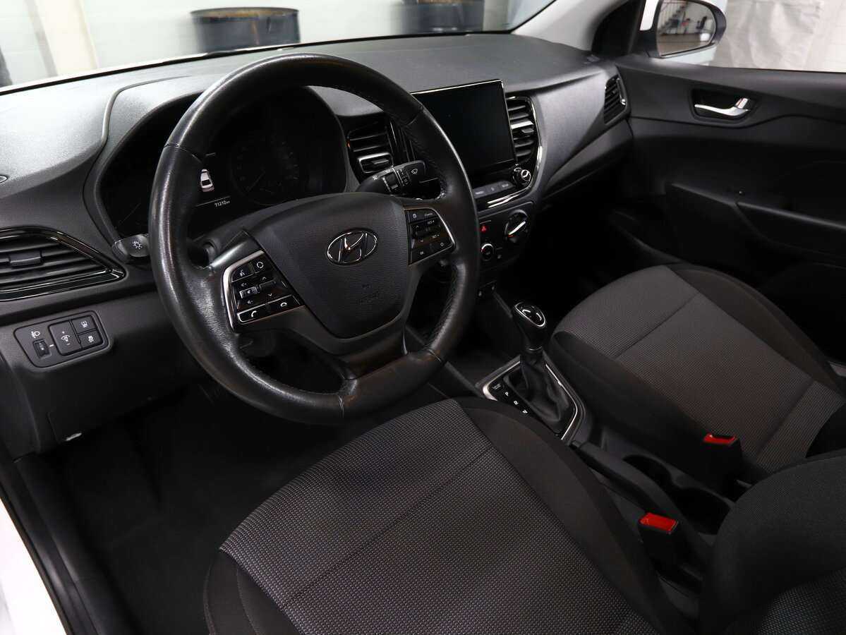 Hyundai Solaris 2021 года с пробегом. Фото: #7