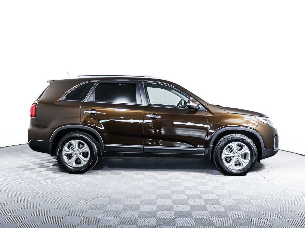 Kia Sorento 2013 года с пробегом. Фото: #2