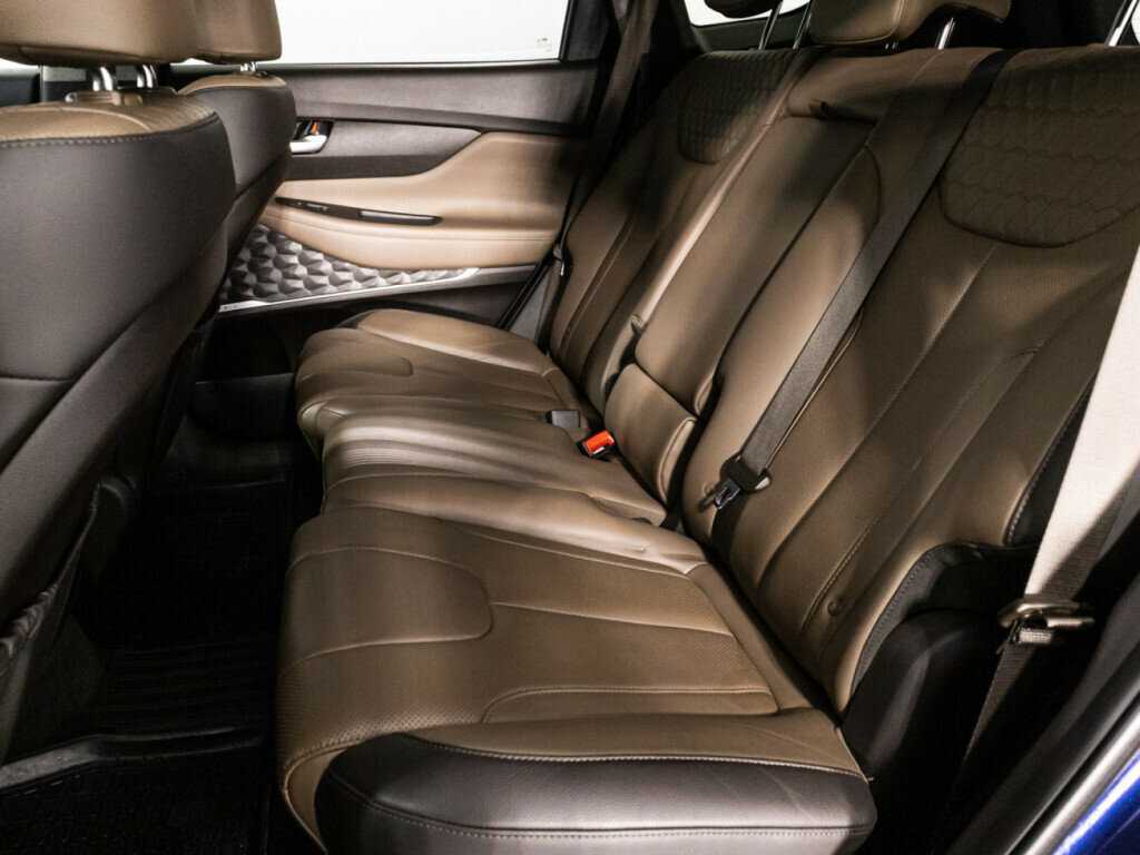 Hyundai Santa Fe 2019 года с пробегом. Фото: #9