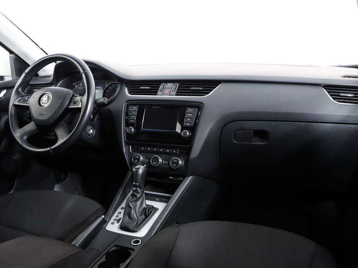 Skoda Octavia 2013 года с пробегом. Фото: #8
