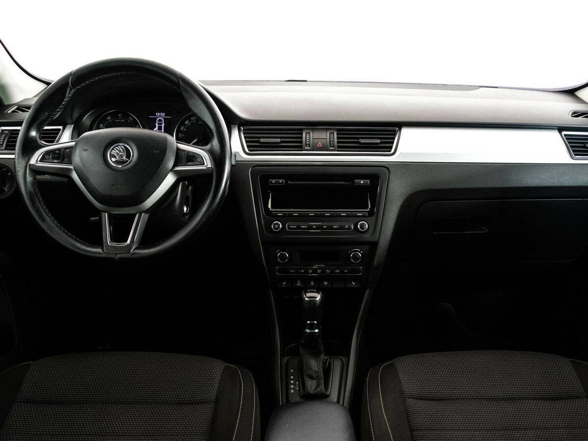 Skoda Rapid 2015 года с пробегом. Фото: #9
