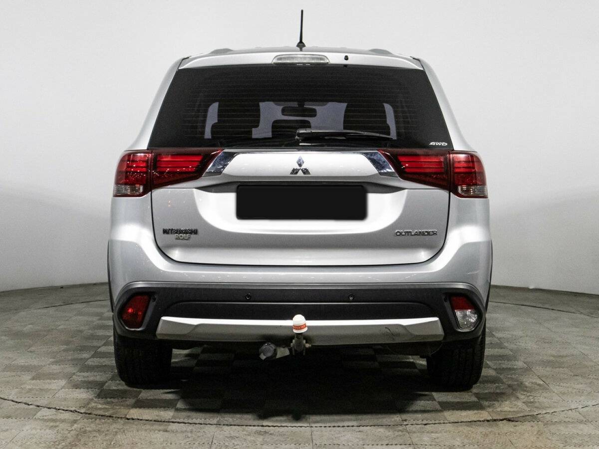 Mitsubishi Outlander 2016 года с пробегом. Фото: #5