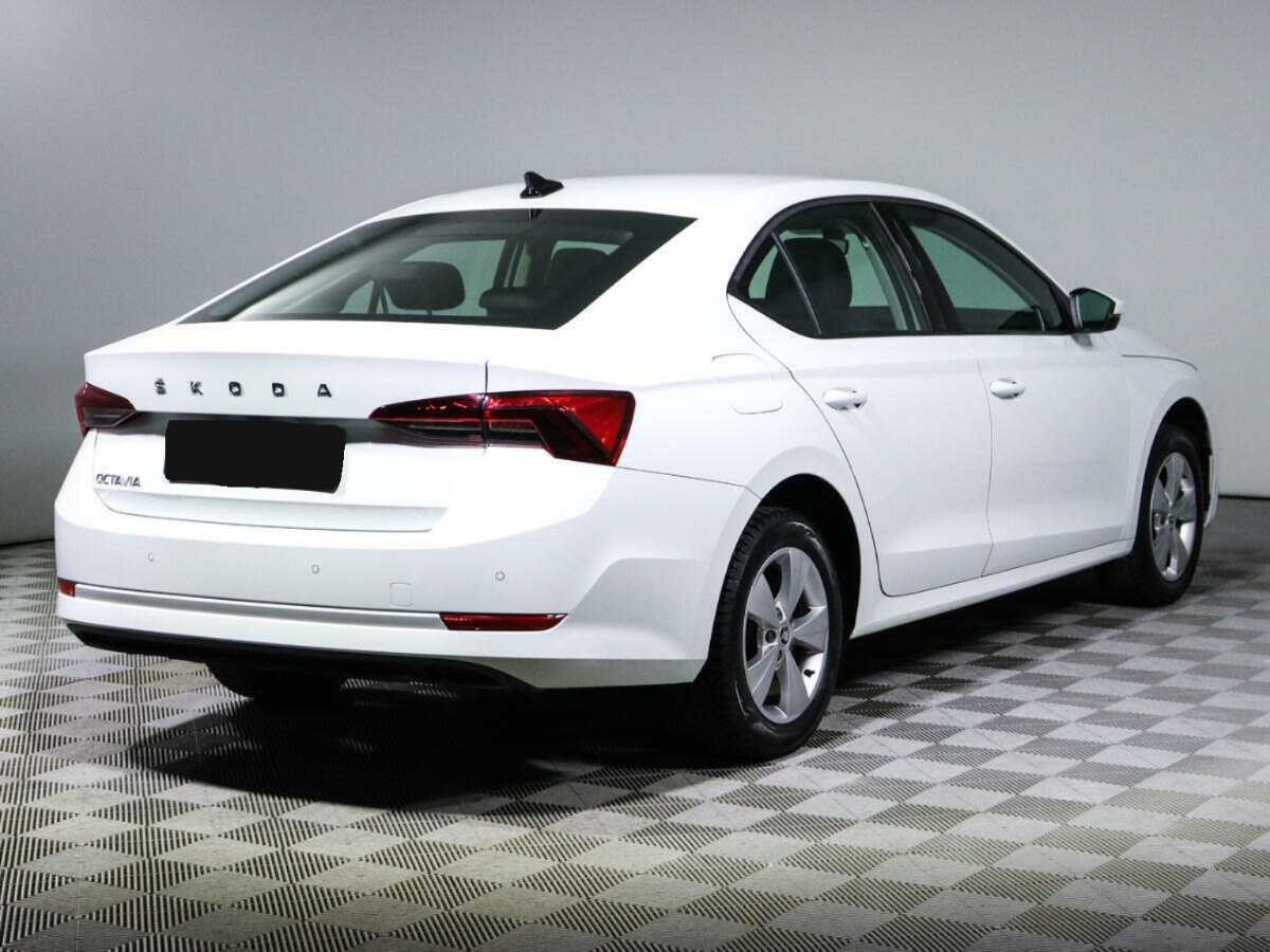 Skoda Octavia 2021 года с пробегом. Фото: #4