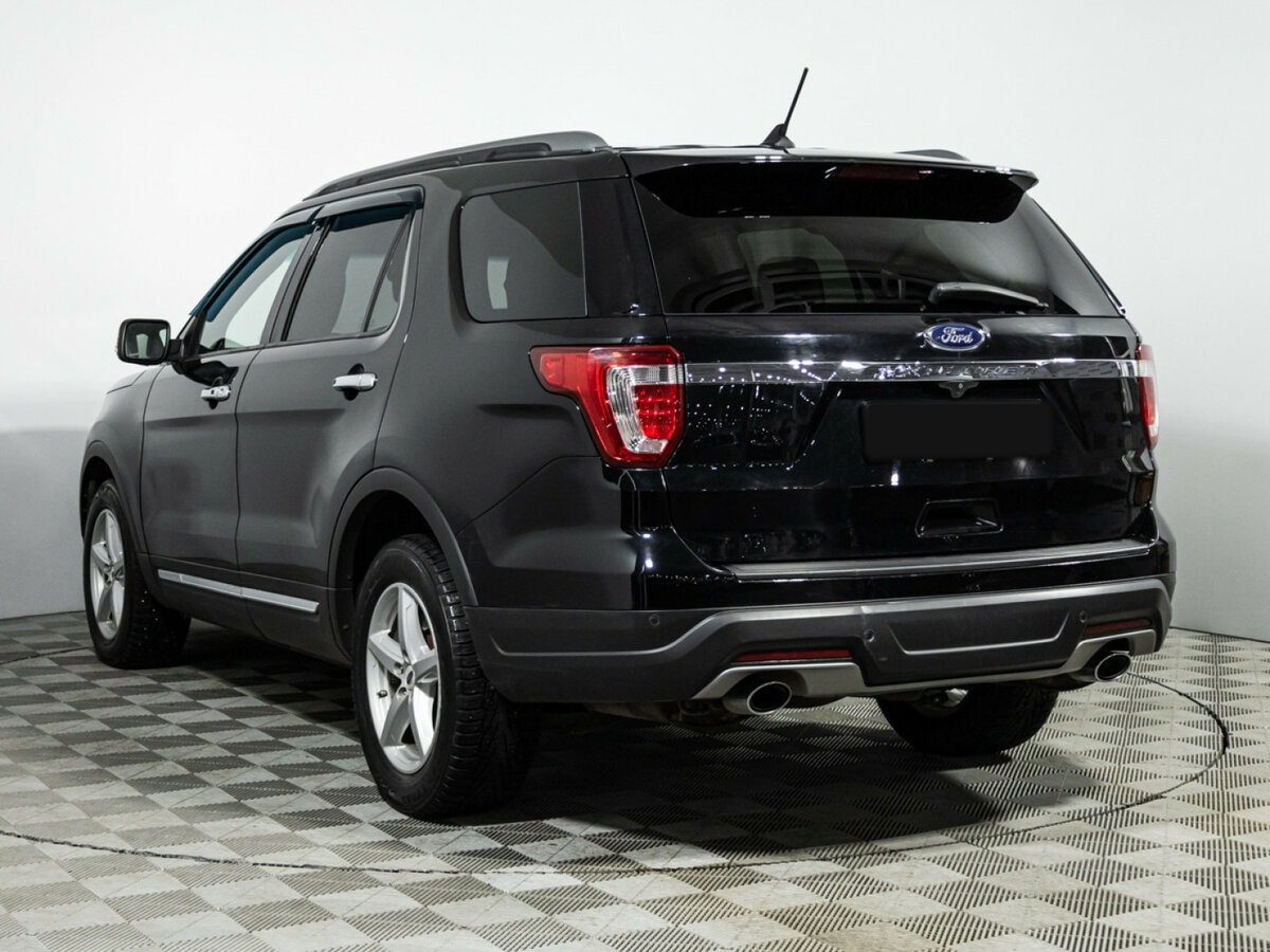 Ford Explorer 2018 года с пробегом. Фото: #5
