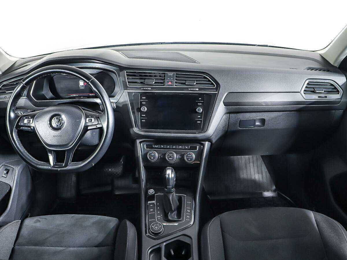 Volkswagen Tiguan 2018 года с пробегом. Фото: #11