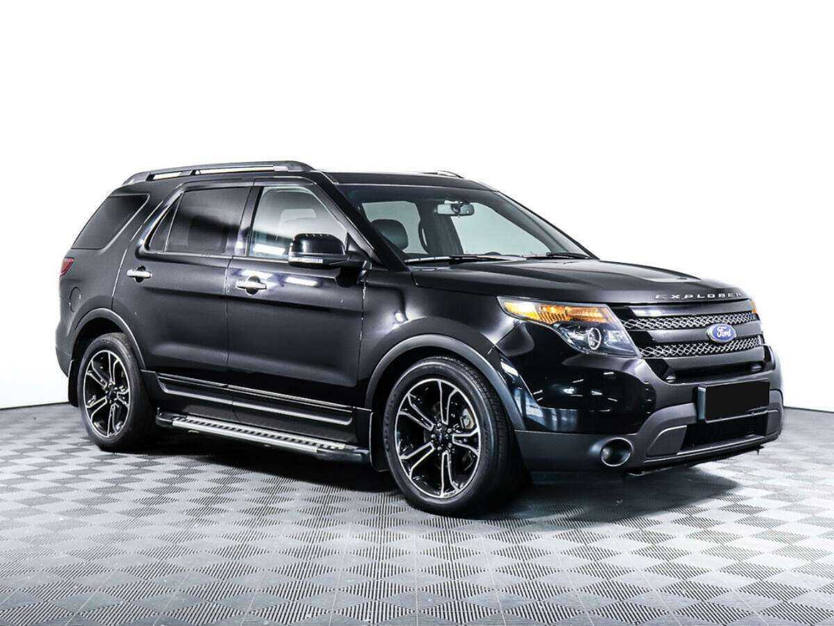 Ford Explorer 2013 года с пробегом. Фото: #2