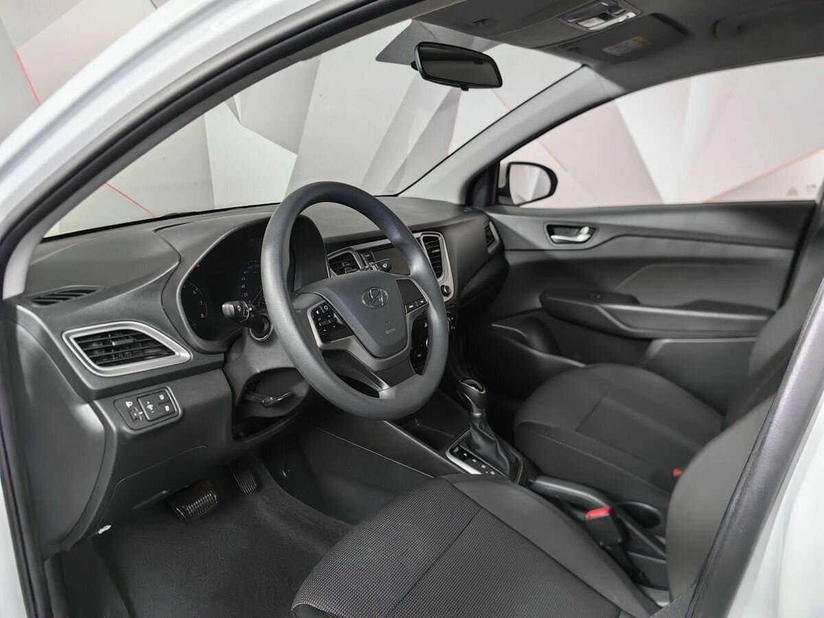 Hyundai Solaris 2019 года с пробегом. Фото: #14