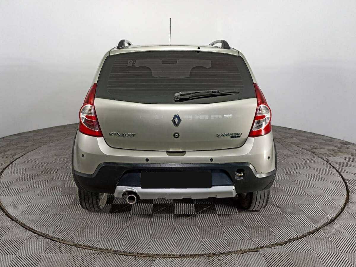 Renault Sandero 2012 года с пробегом. Фото: #5