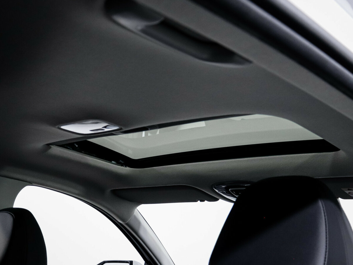 Hyundai Elantra 2024 года с пробегом. Фото: #14