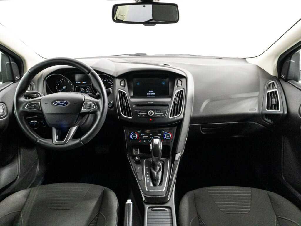 Ford Focus 2017 года с пробегом. Фото: #12