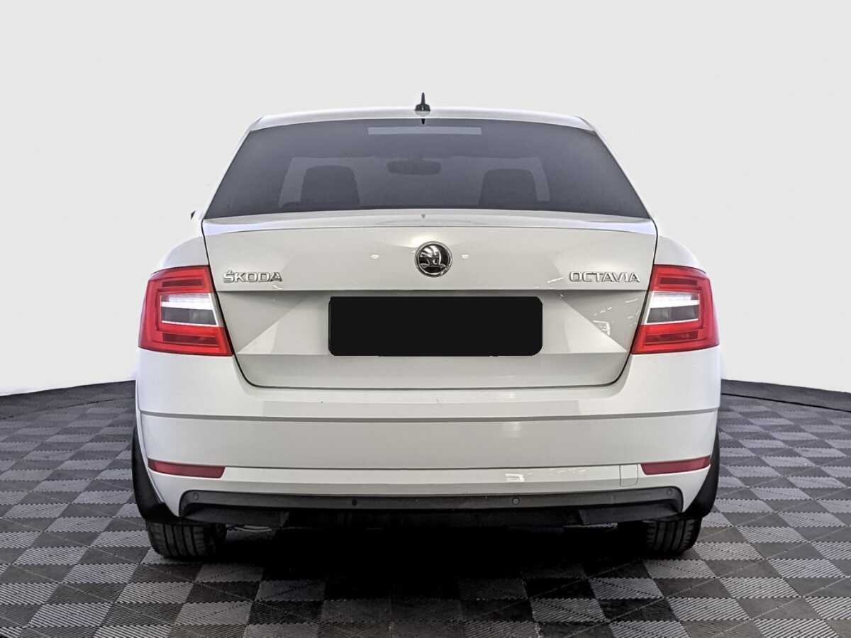 Skoda Octavia 2018 года с пробегом. Фото: #5