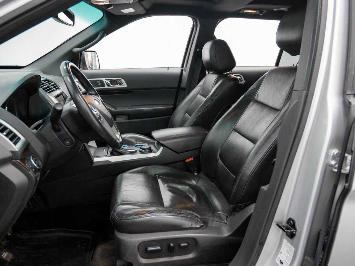 Ford Explorer 2013 года с пробегом. Фото: #14