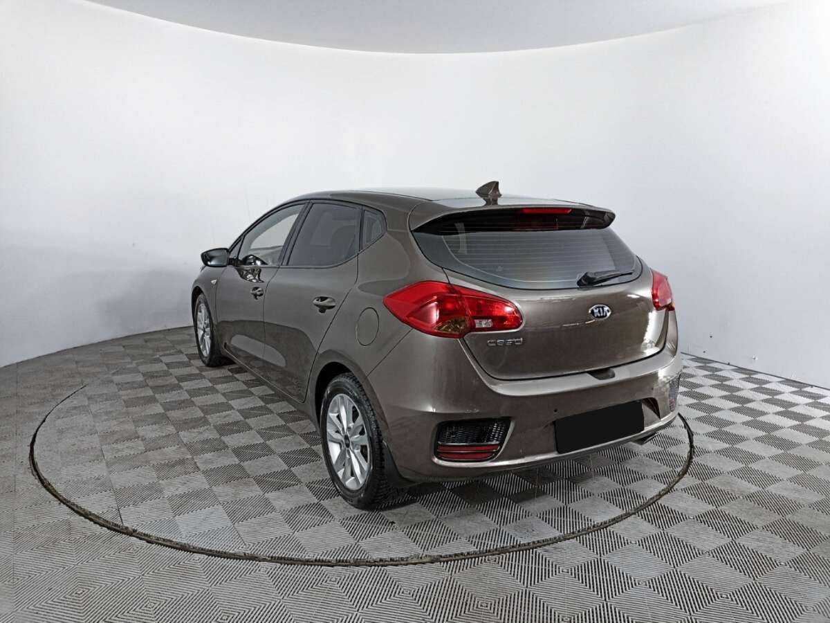 Kia Ceed 2018 года с пробегом. Фото: #6