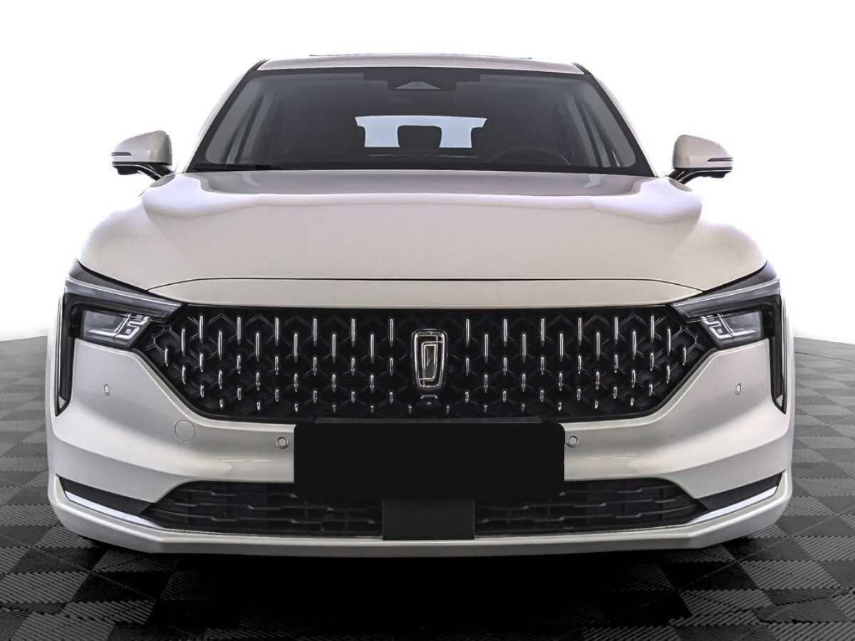 FAW Bestune B70 2023 года с пробегом. Фото: #1