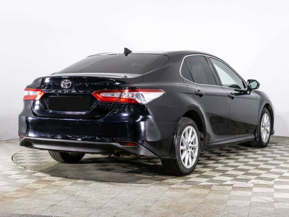 Toyota Camry 2021 года с пробегом. Фото: #4