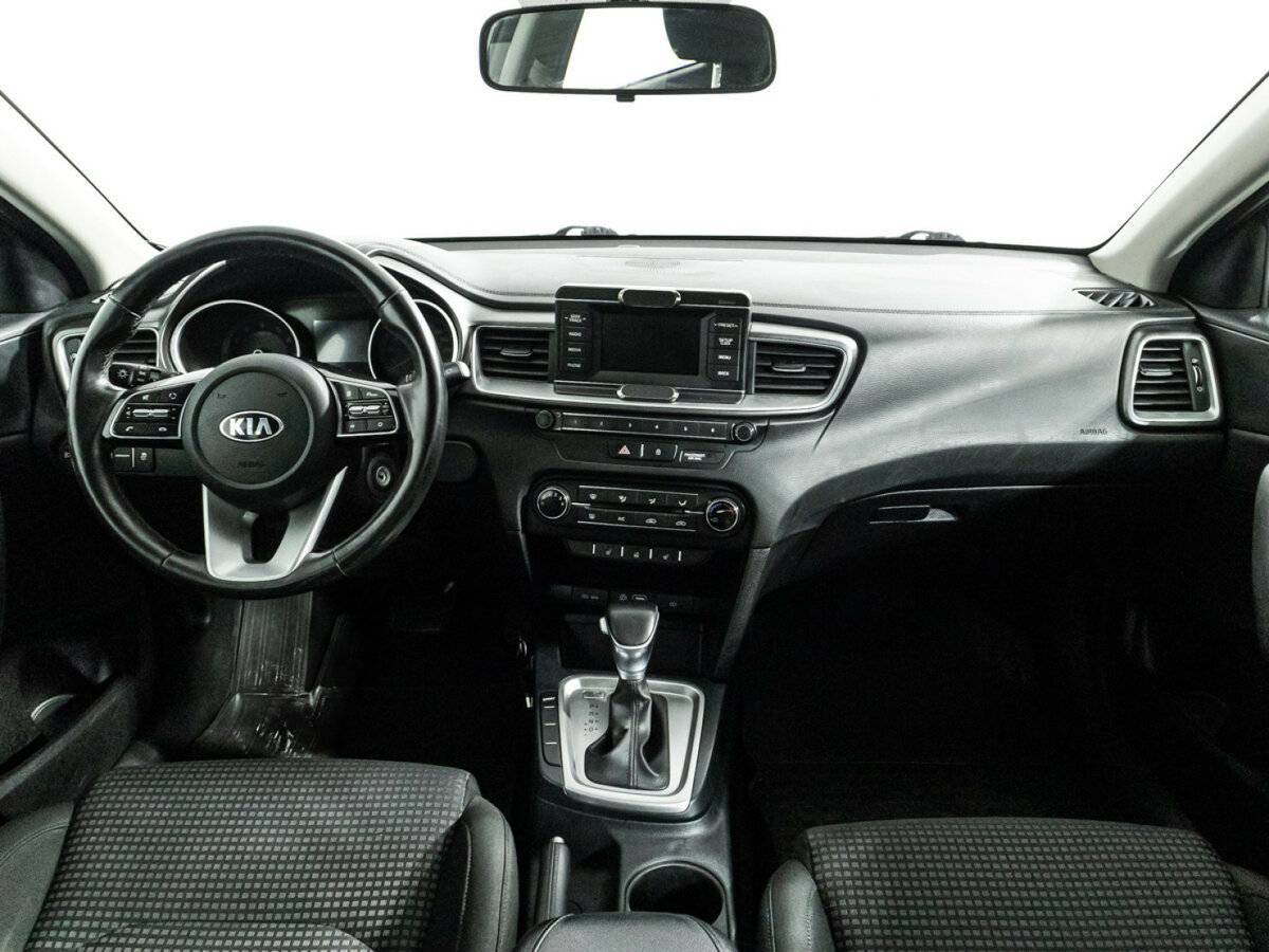 Kia Ceed 2019 года с пробегом. Фото: #12