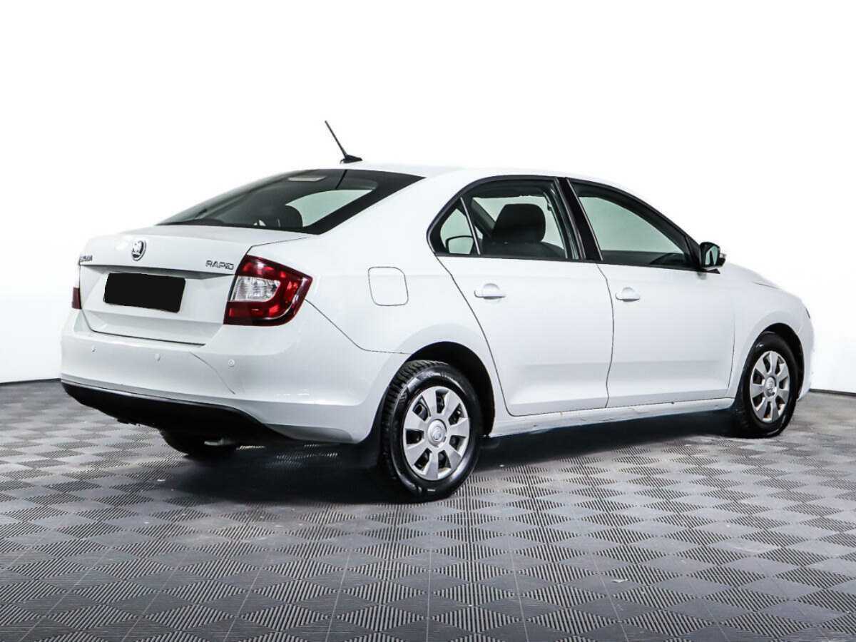 Skoda Rapid 2017 года с пробегом. Фото: #4