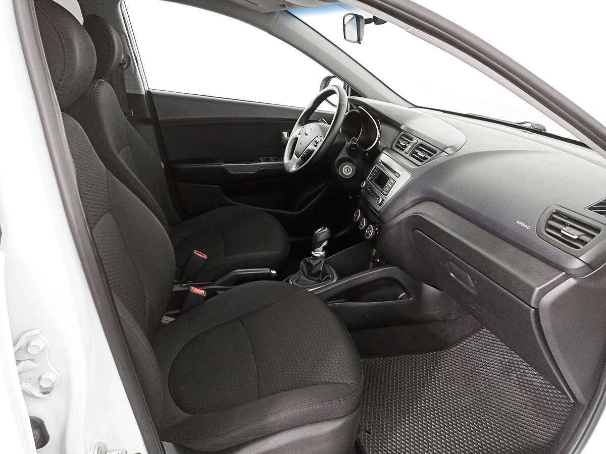 Kia Rio 2015 года с пробегом. Фото: #8