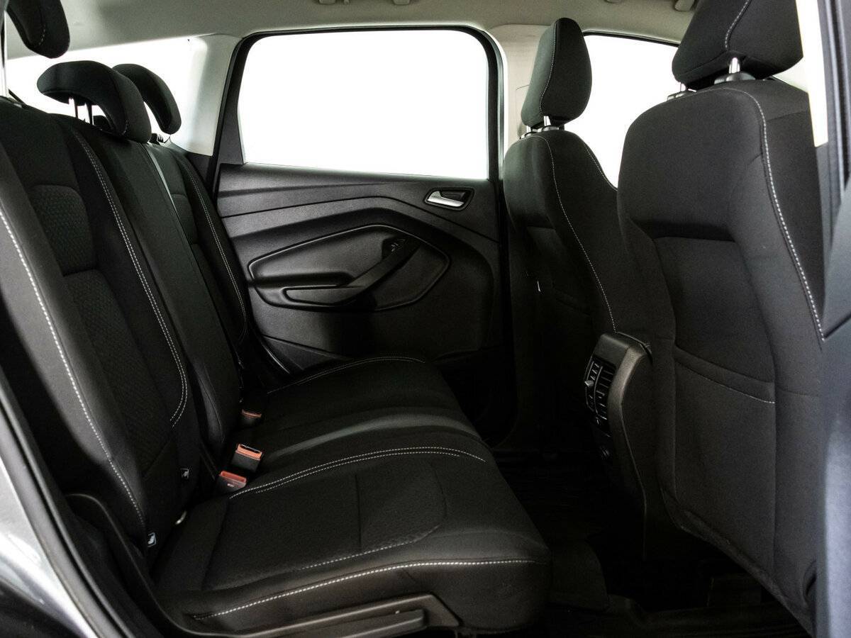 Ford Kuga 2017 года с пробегом. Фото: #12