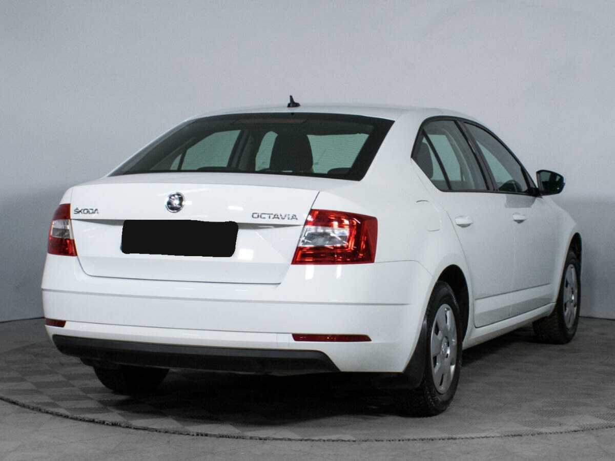 Skoda Octavia 2019 года с пробегом. Фото: #4