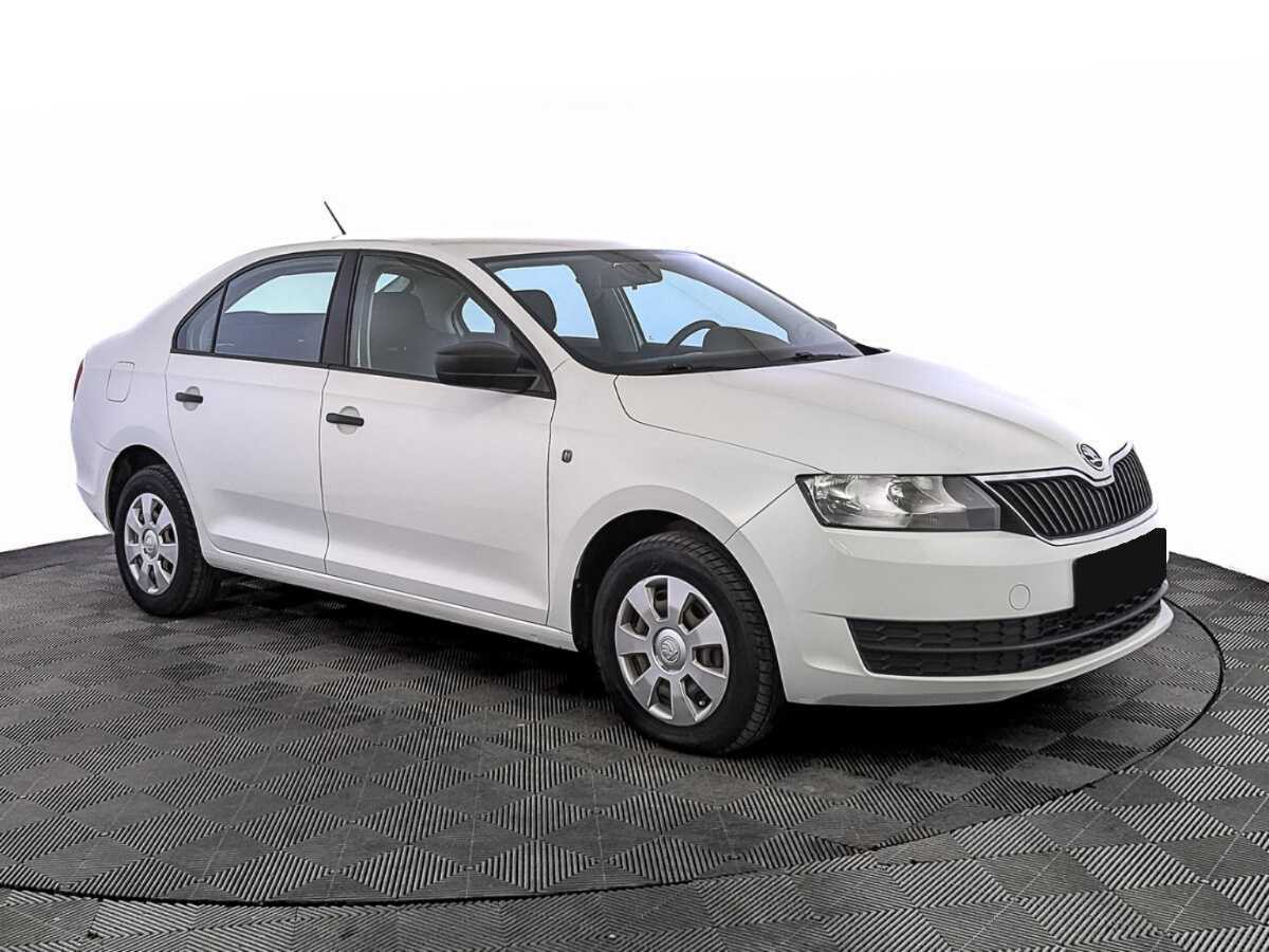 Skoda Rapid 2017 года с пробегом. Фото: #2