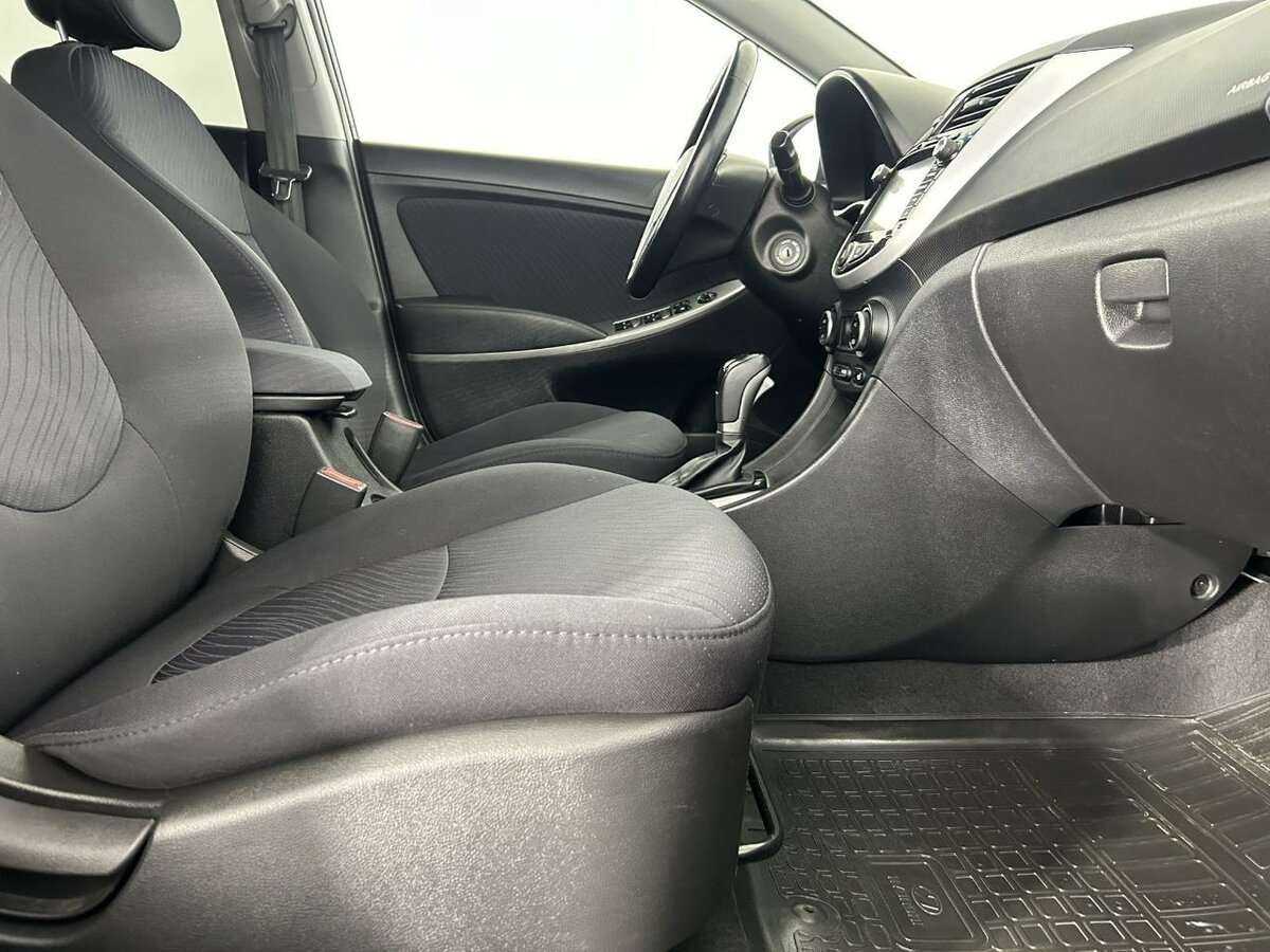 Hyundai Solaris 2015 года с пробегом. Фото: #13