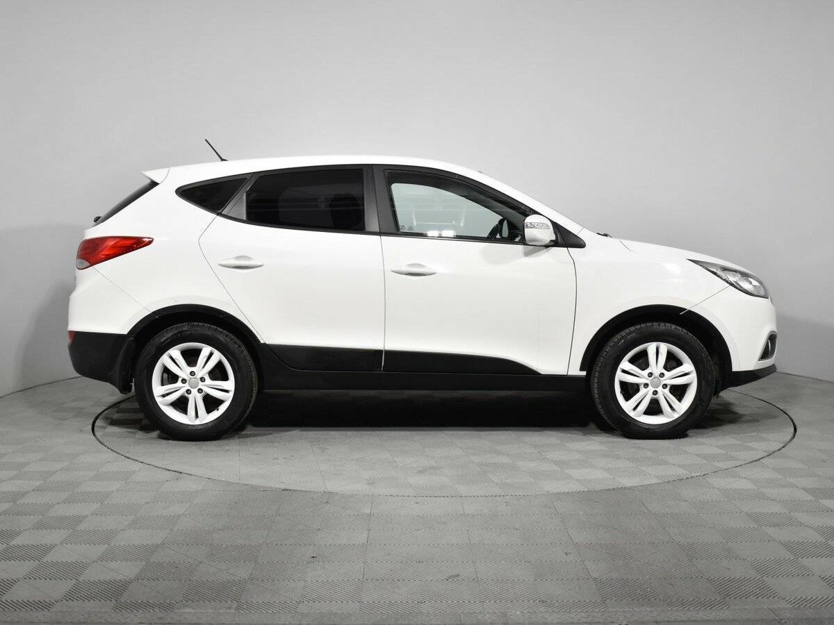 Hyundai ix35 2013 года с пробегом. Фото: #3