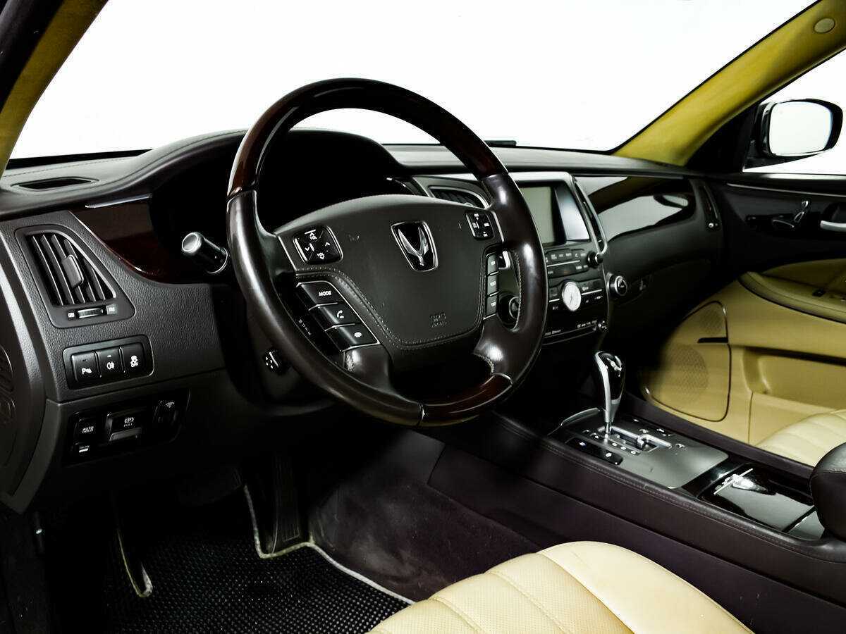 Hyundai Equus 2012 года с пробегом. Фото: #12