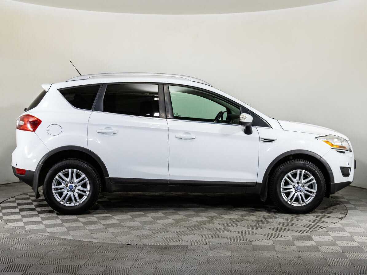 Ford Kuga 2012 года с пробегом. Фото: #3