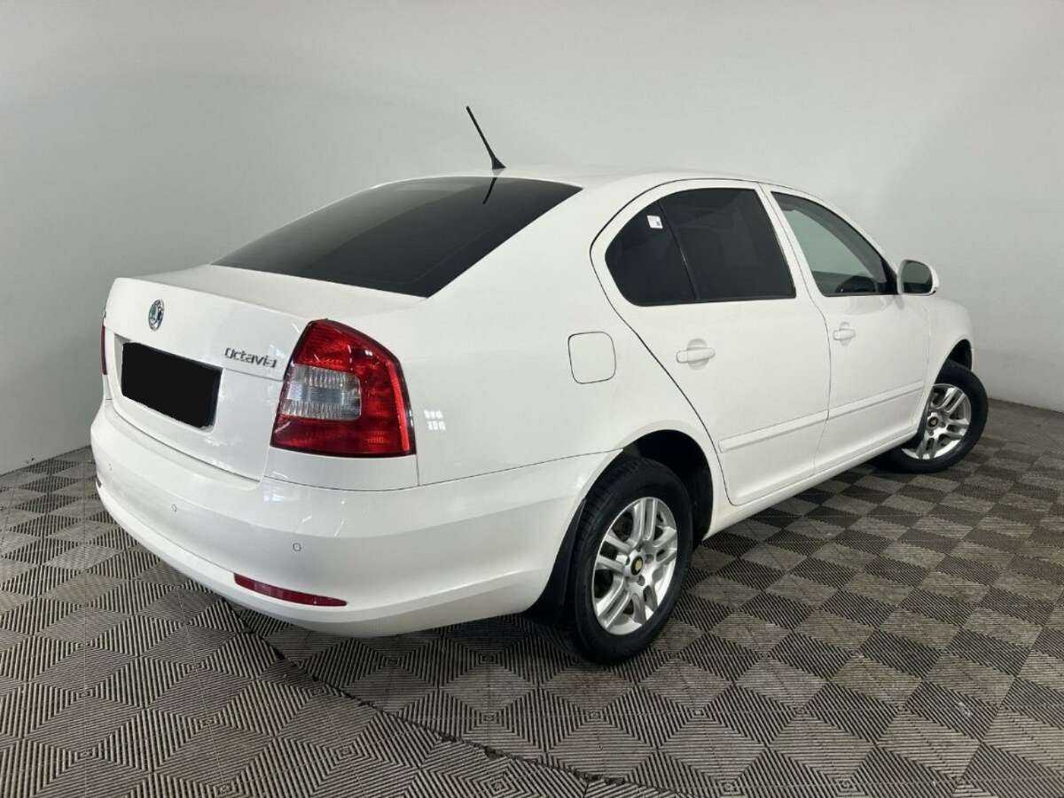 Skoda Octavia 2012 года с пробегом. Фото: #5