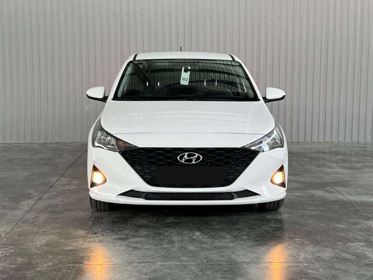 Hyundai Solaris 2021 года с пробегом. Фото: #1