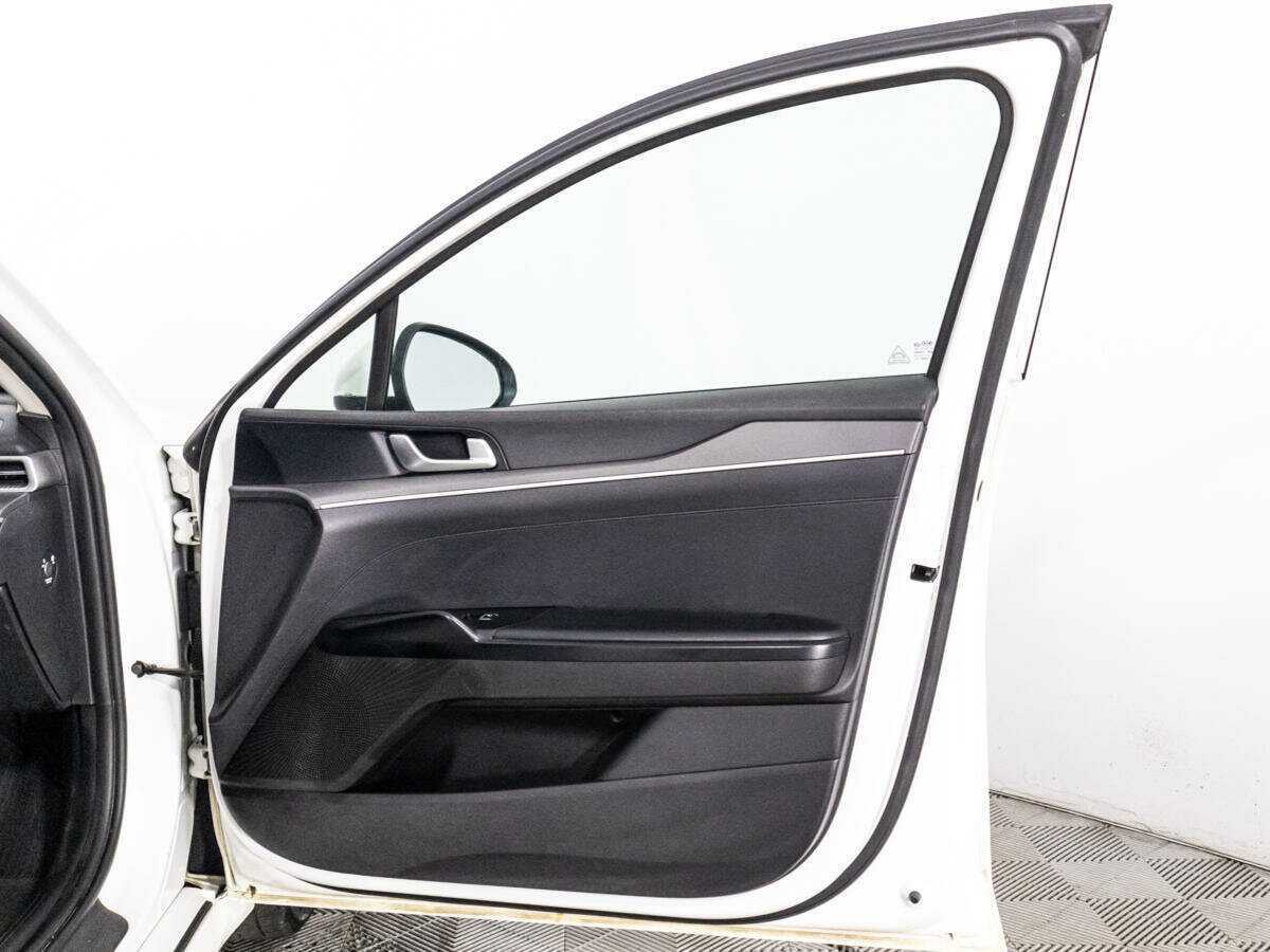 Kia K5 2020 года с пробегом. Фото: #27