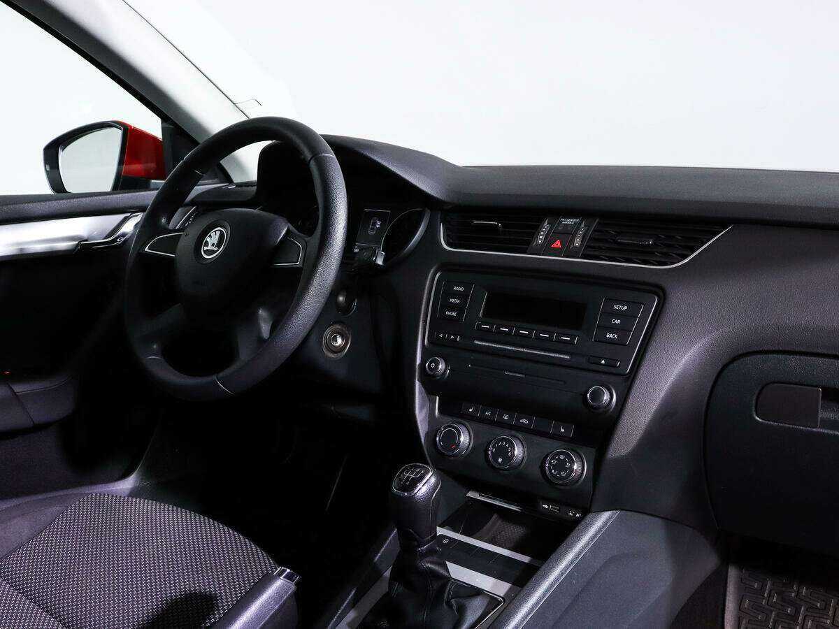 Skoda Octavia 2013 года с пробегом. Фото: #5