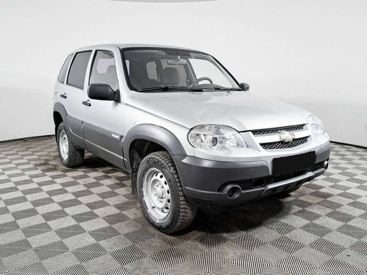 Chevrolet Niva 2013 года с пробегом. Фото: #2