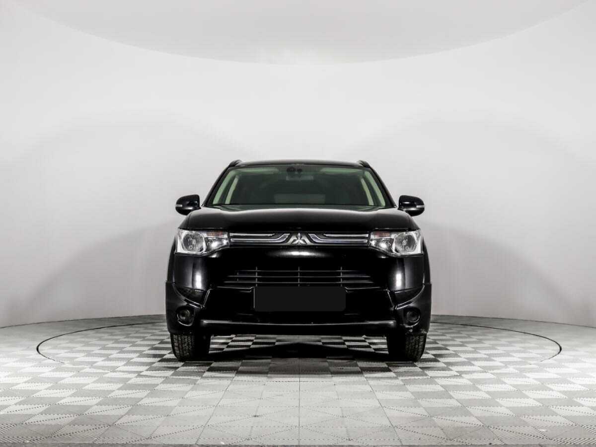 Mitsubishi Outlander 2014 года с пробегом. Фото: #1