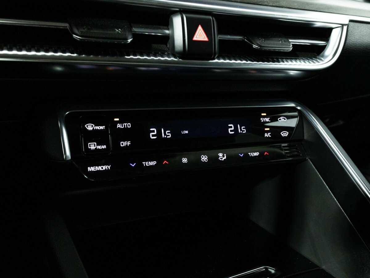 Kia K5 2021 года с пробегом. Фото: #21