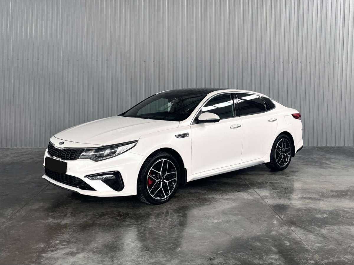 Kia Optima 2018 года с пробегом. Посмотреть фото
