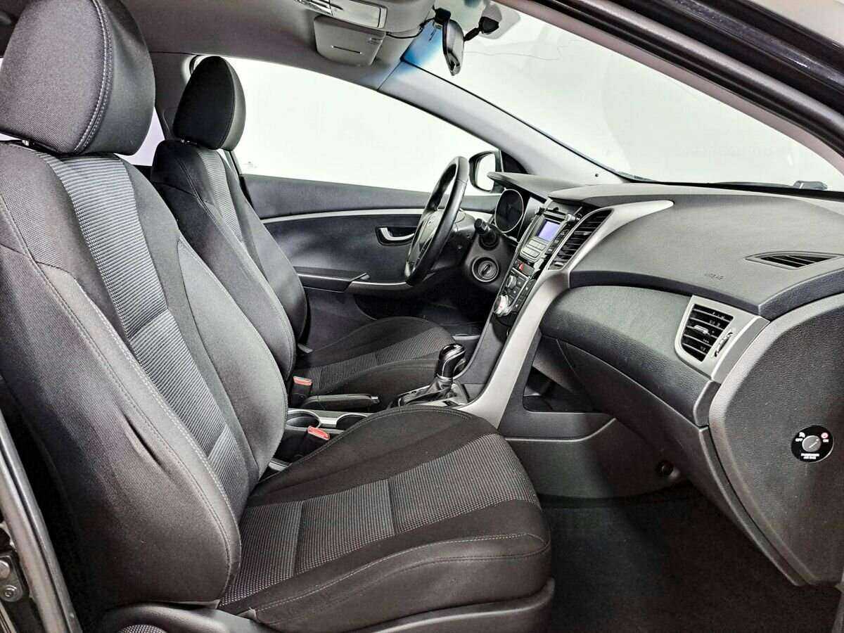Hyundai i30 2012 года с пробегом. Фото: #8