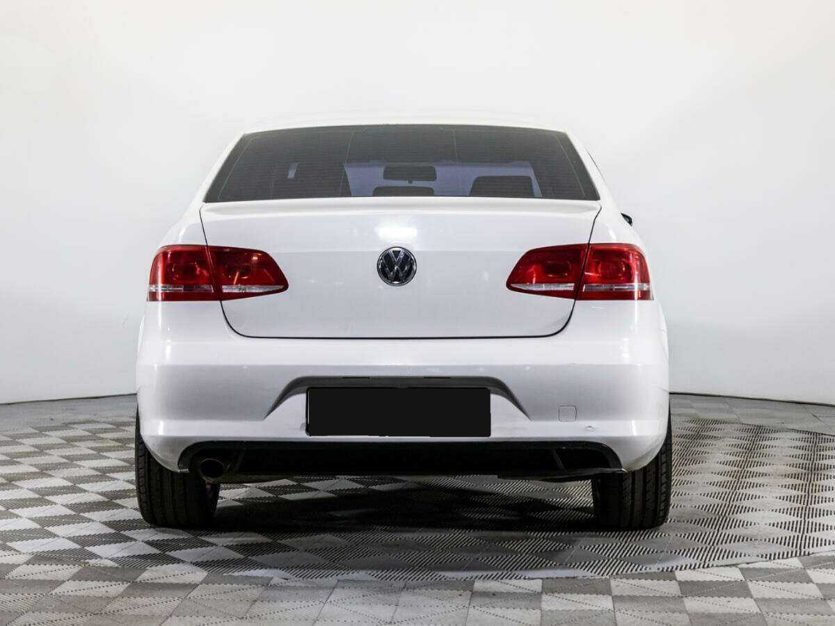 Volkswagen Passat 2012 года с пробегом. Фото: #5