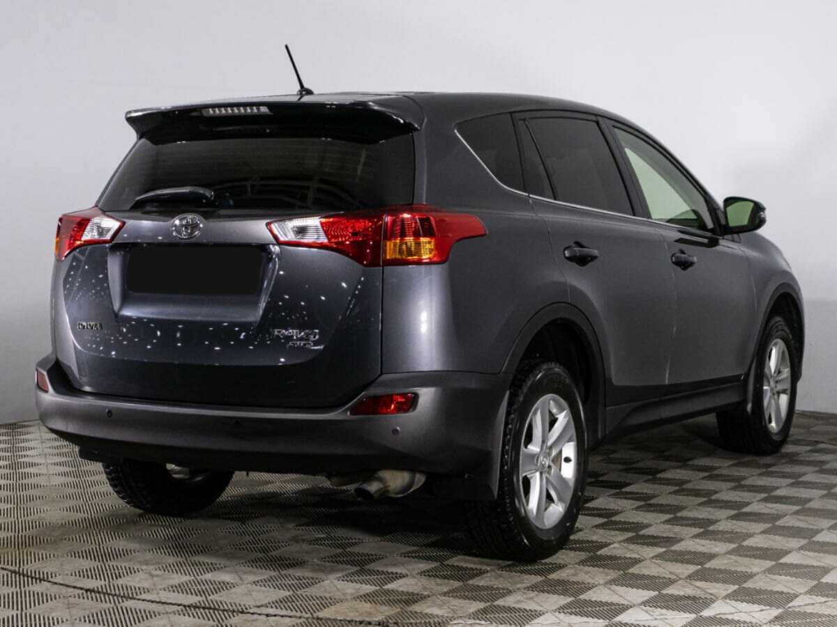 Toyota RAV4 2013 года с пробегом. Фото: #4