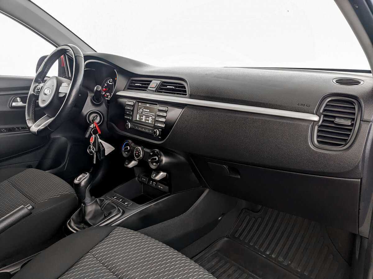 Kia Rio 2019 года с пробегом. Фото: #8