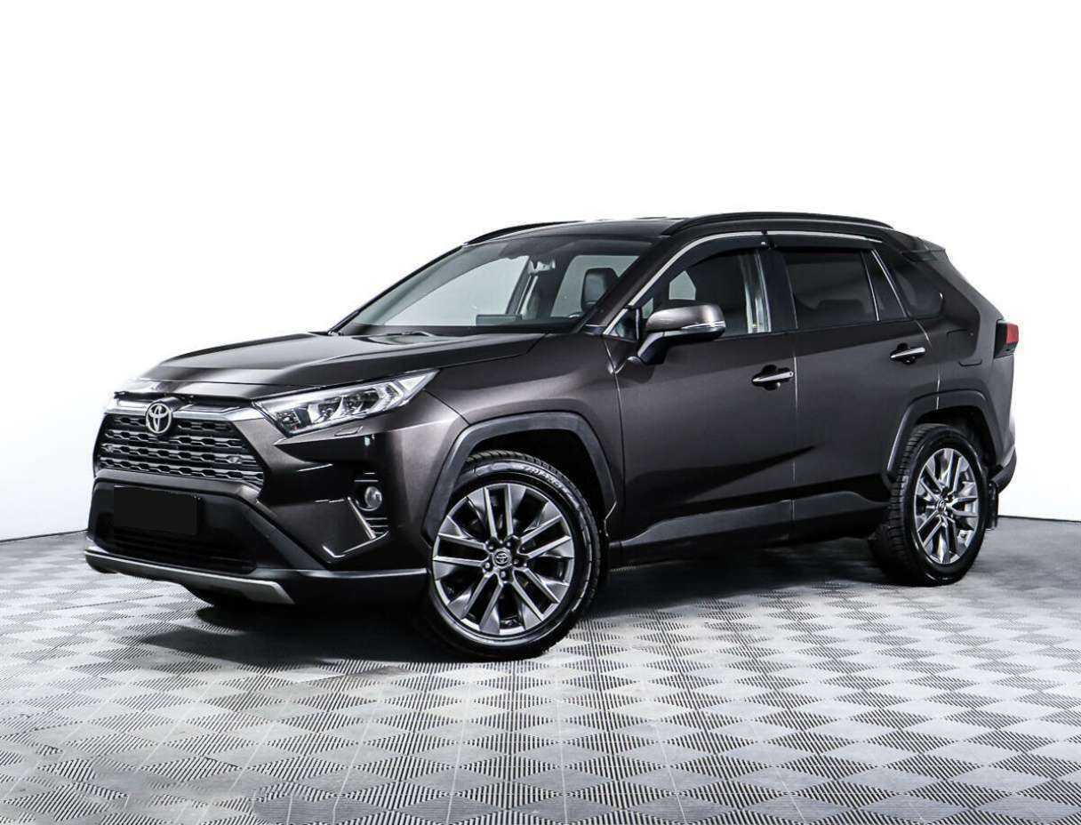 Toyota RAV4 2019 года с пробегом. Посмотреть фото