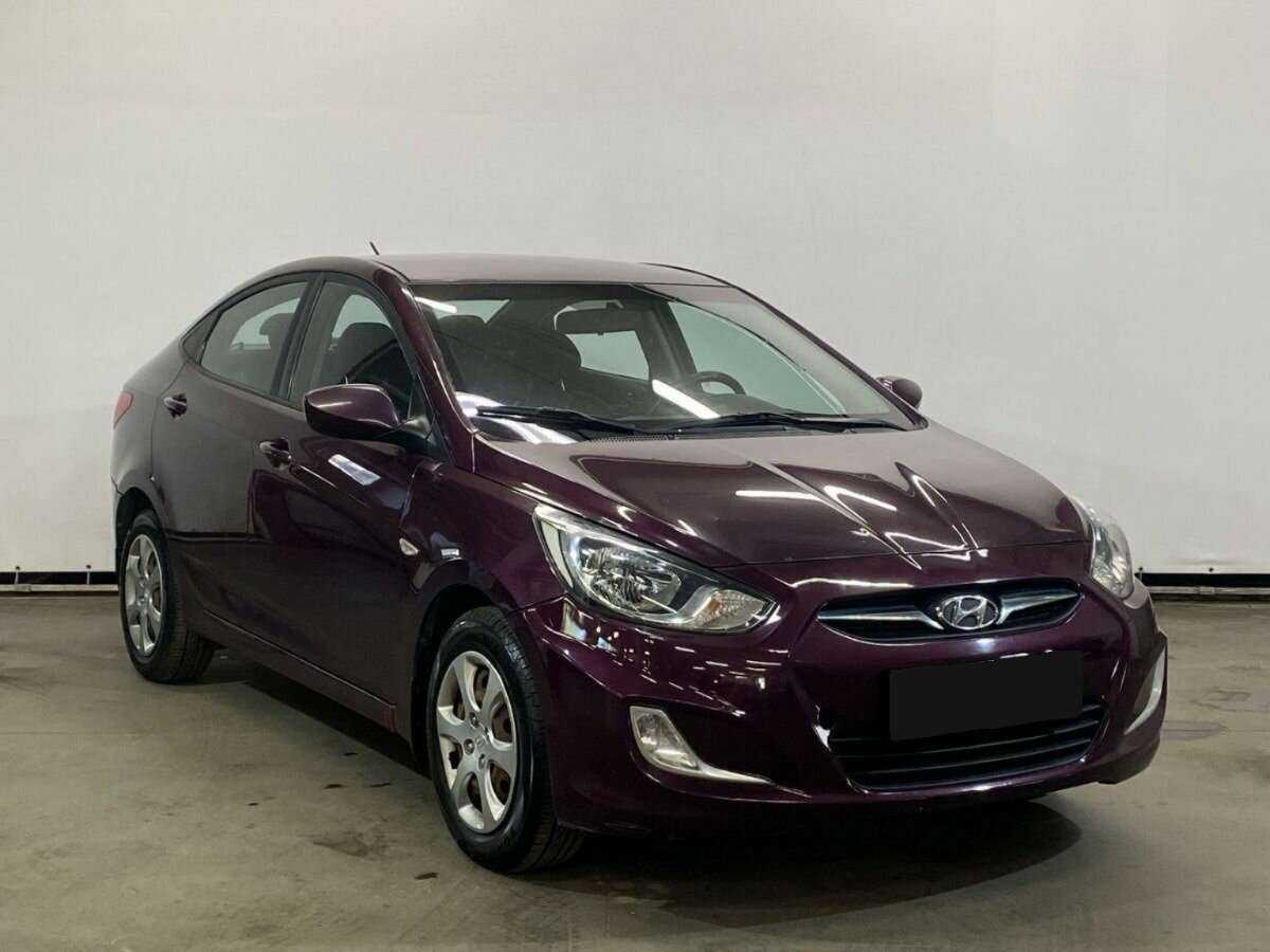 Hyundai Solaris 2012 года с пробегом. Фото: #2