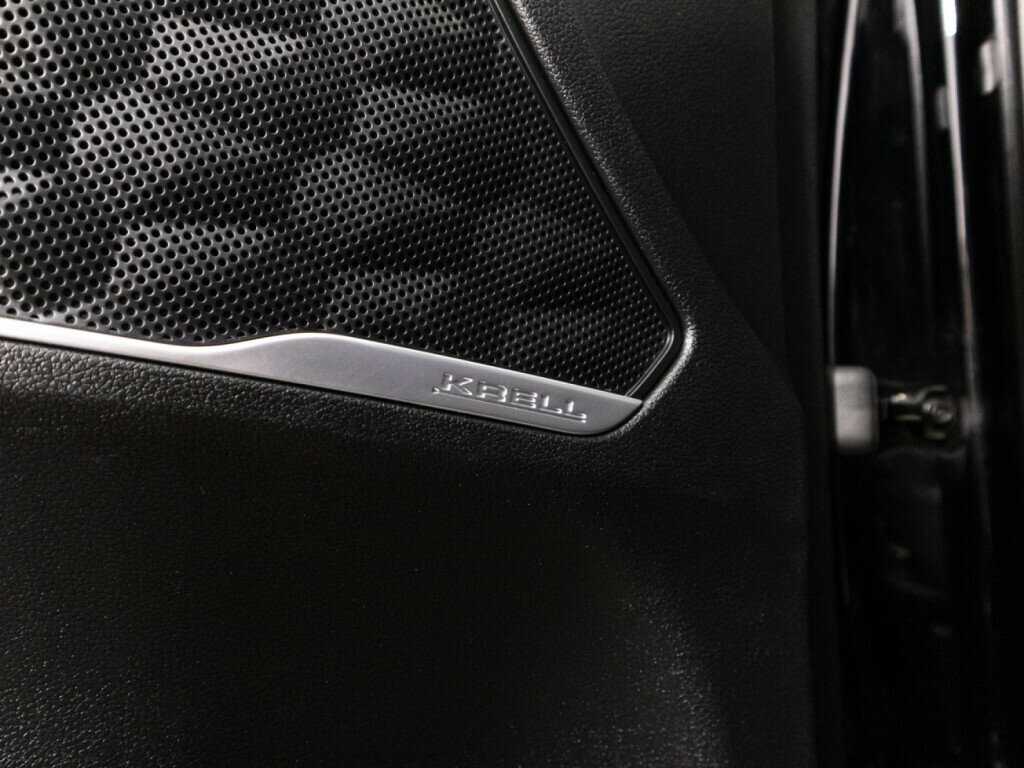 Hyundai Santa Fe 2019 года с пробегом. Фото: #19