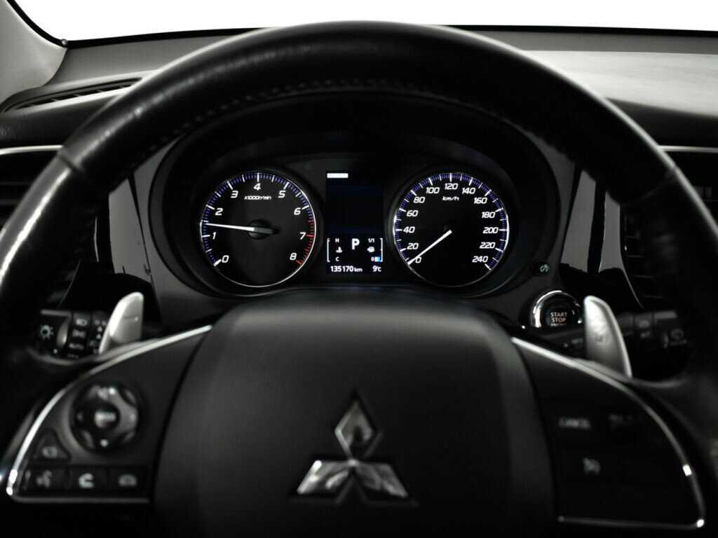 Mitsubishi Outlander 2018 года с пробегом. Фото: #10